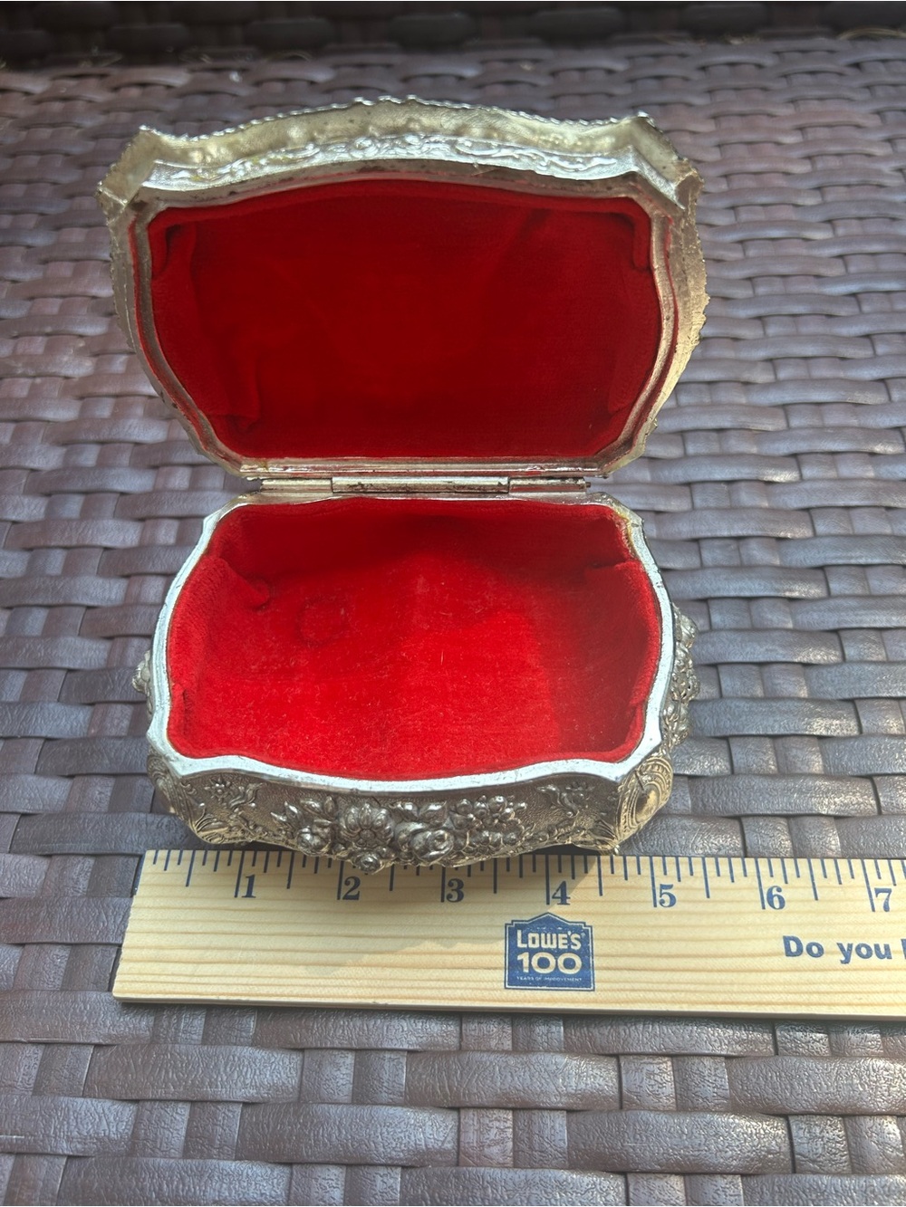 Vintage Jewelry Trinket Box Floral and Nudes silver metal, footed, lined, heavy - Picture 4 of 10
